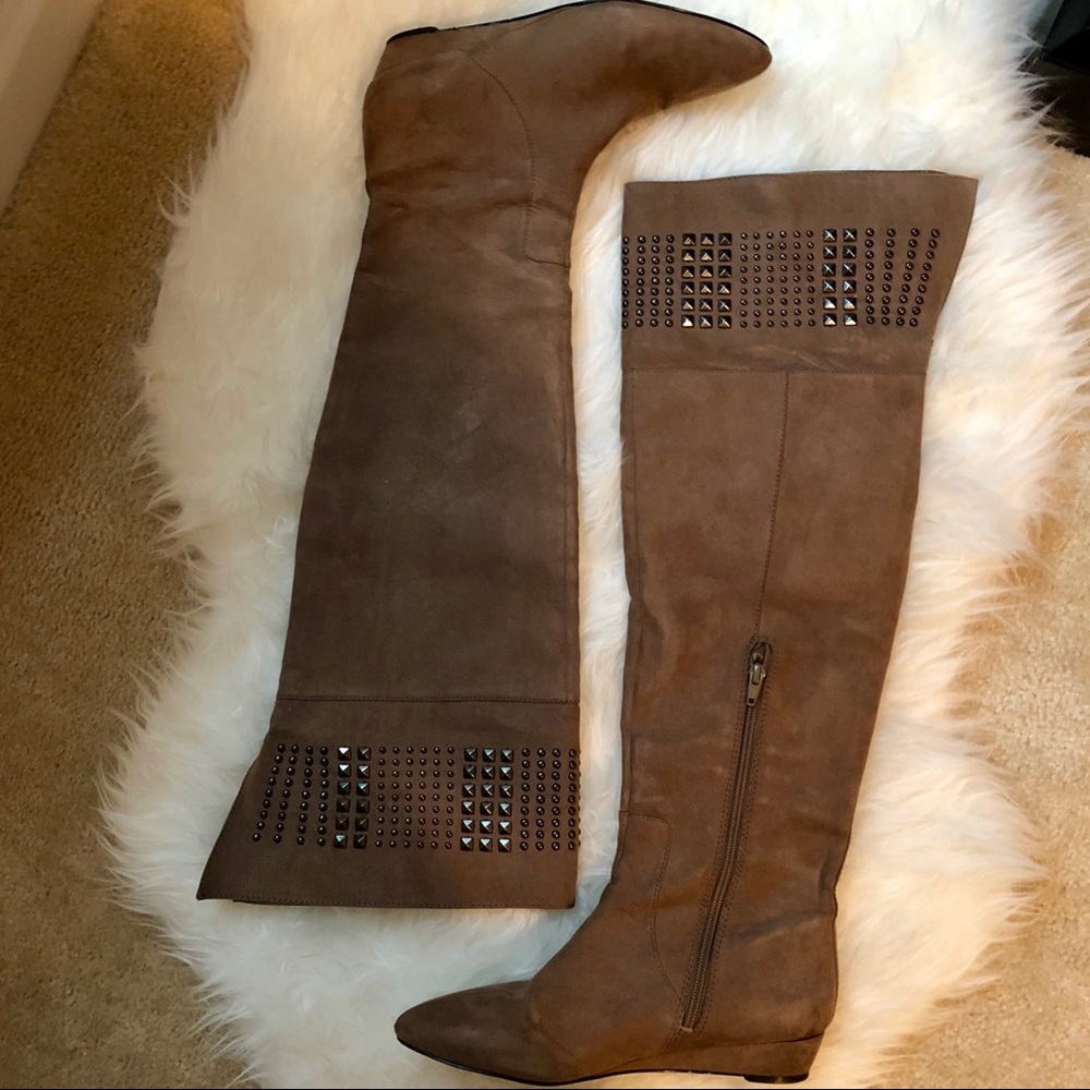 Women’s Carlos Santana OTK Suede Boot - size 8.5 M